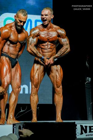 CLASSIC PHYSIQUE +178